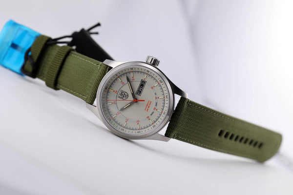 Luminox Atacama Field Automatic 33% off – The Luxury Well