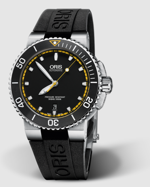 Oris Aquis Date The Luxury Well